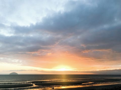 Great sunsets | Kitty’s Cottage, Girvan
