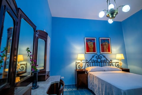 Design Apartment, 2 Bedrooms, Mezzanine | Egyptian cotton sheets, premium bedding, memory foam beds, in-room safe