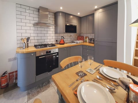 Kitchen area | Cuillin View, Torrin, Isle of Skye