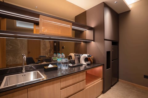 Suite | Private kitchen