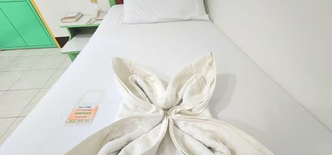 Standard Single Room | Free WiFi, bed sheets