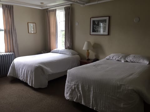 Standard Room, Multiple Beds | Hypo-allergenic bedding, desk, iron/ironing board, free WiFi