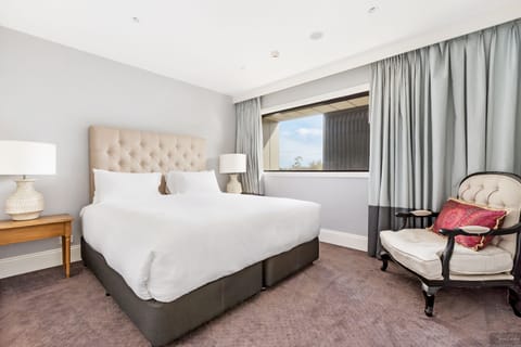 Three Bed Penthouse Suite | Premium bedding, pillowtop beds, minibar, in-room safe