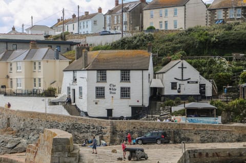 Cottage | Miscellaneous