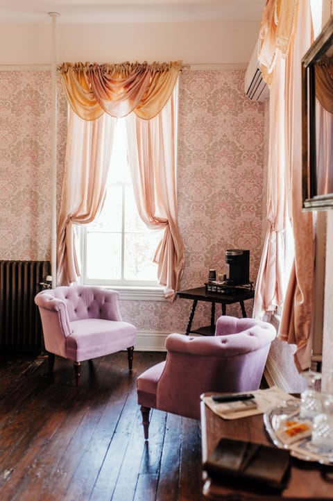 Luxury Room | Individually decorated, individually furnished, iron/ironing board