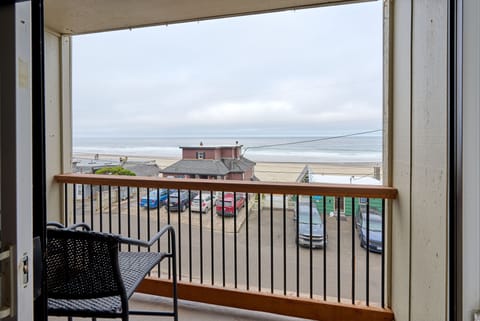 Deluxe Condo, 1 Queen Bed with Sofa bed, Fireplace, Sea View | View from room