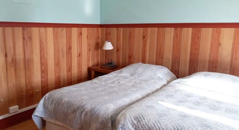 Classic Quadruple Room | Free WiFi, bed sheets