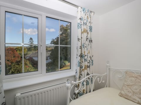 Cottage | 3 bedrooms, individually decorated, individually furnished, free WiFi