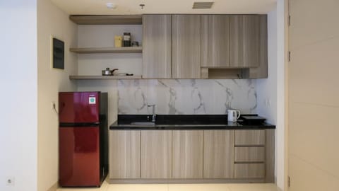 Apartment | Private kitchen | Fridge, stovetop, cookware/dishes/utensils