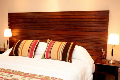 Classic Double Room, 1 Bedroom, Private Bathroom | Minibar, free WiFi, bed sheets