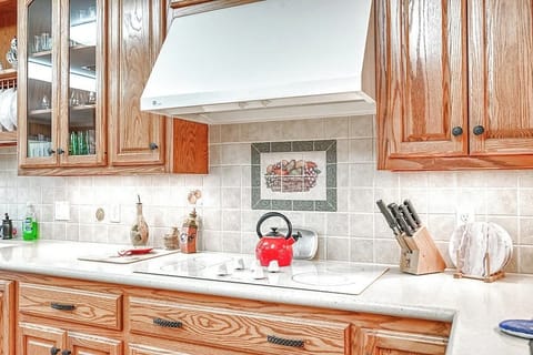 Plenty of counter space.