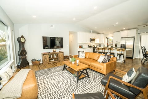 Open floor plan- White house