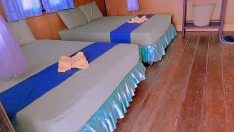 Basic Room, 1 Bedroom, Balcony, Sea View | Desk, free WiFi, bed sheets