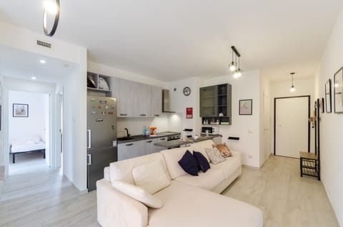 Apartment | Living area | 20-inch flat-screen TV with cable channels, TV