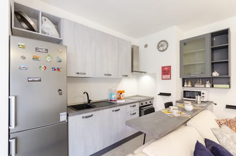 Apartment | Private kitchen | Fridge, microwave, oven, stovetop