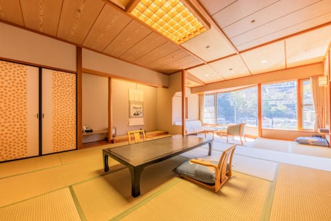 Japanese Style Room with 12.5 tatami mats, River View, Half Board | Down comforters, in-room safe, free WiFi, bed sheets