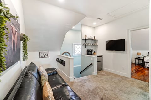 3rd Floor Kitchenette