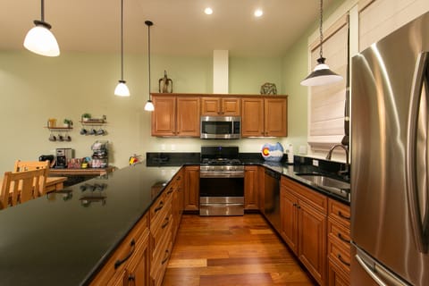 Fully stocked kitchen for meals with family and friends.