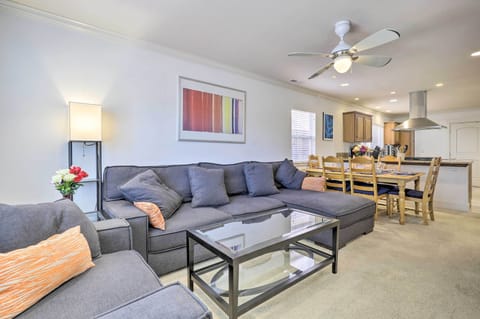 Petaluma Vacation Rental | 2BR | 1BA | 1,200 Sq Ft | 5 Exterior Stairs