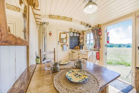 Littlestock Shepherds Hut Dining Table - StayCotswold