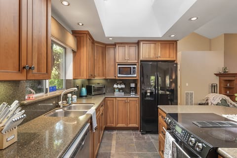 Ample room to cook up a storm.