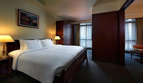 Superior Suite, 1 Bedroom | 1 bedroom, in-room safe, desk, iron/ironing board