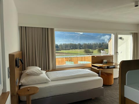 Superior Single Room | Premium bedding, memory foam beds, in-room safe, individually decorated