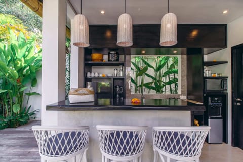 Basic Villa, 1 King Bed | Private kitchen | Fridge, microwave, stovetop, coffee/tea maker