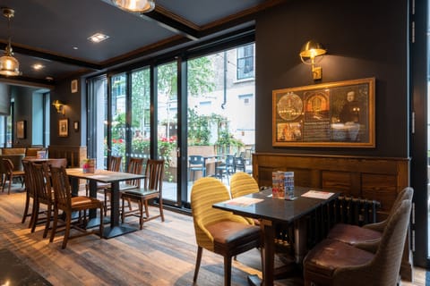 Daily cooked-to-order breakfast for a fee