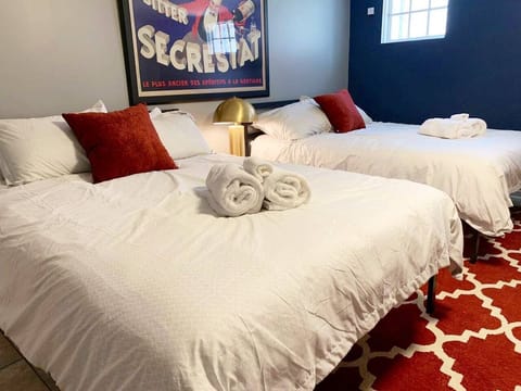 BR7 Super cozy bedding and plush towels