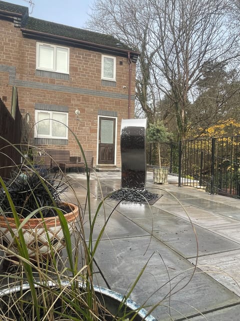 BACK GARDEN WITH WATER FEATURE
