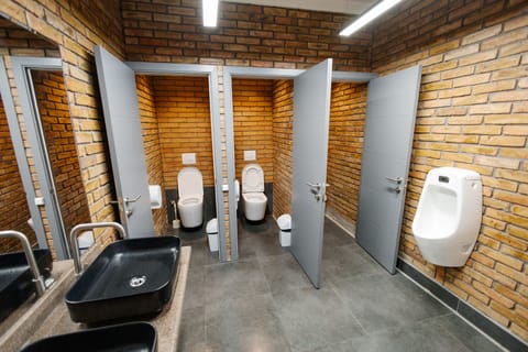 Basic Shared Dormitory, Men only | Bathroom