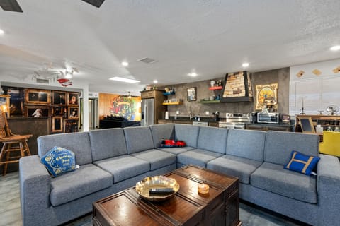 Living room showcasing Kitchen