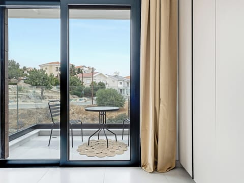 Apartment, 3 Bedrooms, Balcony, City View | 4 bedrooms