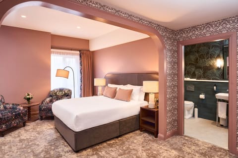 Deluxe Double Room, Ground Floor | Premium bedding, individually decorated, individually furnished, desk