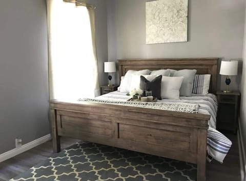 Bedroom No. 1: King bed with all pillows, linens and blankets and a 1st 50 in ROKU Smart TV