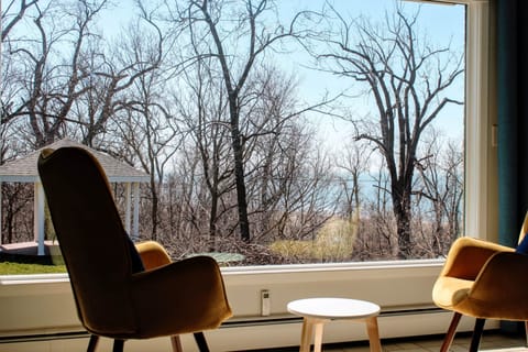 Great views of the lake during winter!