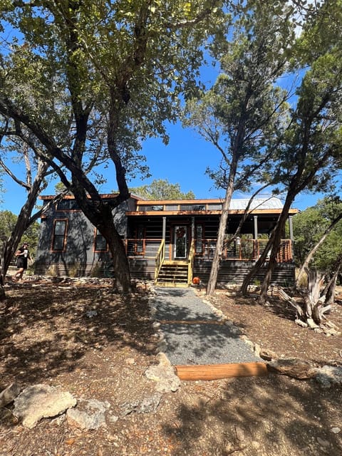 Beautiful Tiny Home with views of Mt Baldy and Cypress Creek access.