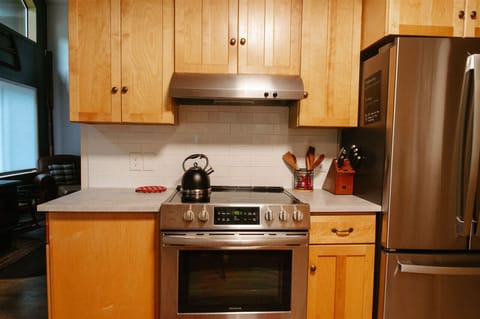Fully Equipped Kitchen!