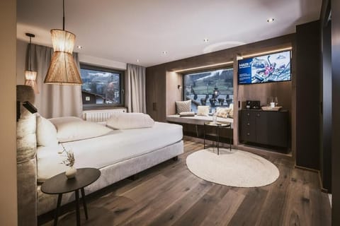 Design Studio Suite | Premium bedding, minibar, individually decorated, individually furnished