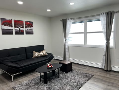 Apartment 1 | Living area | Smart TV