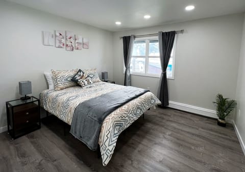 Apartment 2 | Premium bedding, memory foam beds, iron/ironing board, free WiFi