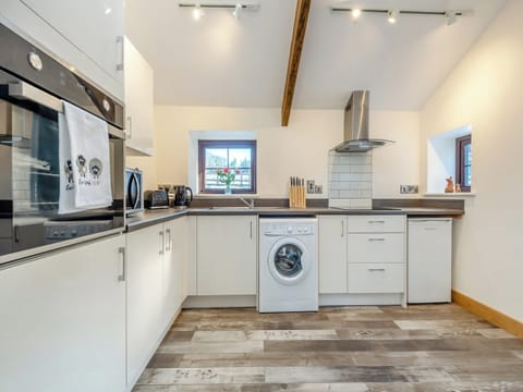 Kitchen area | Ty Gwair - Goetre Isaf, Lampeter