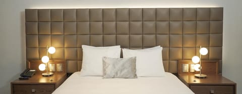 Superior Suite | Premium bedding, down comforters, in-room safe, desk