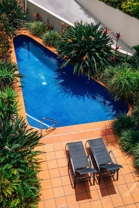 Outdoor pool, sun loungers