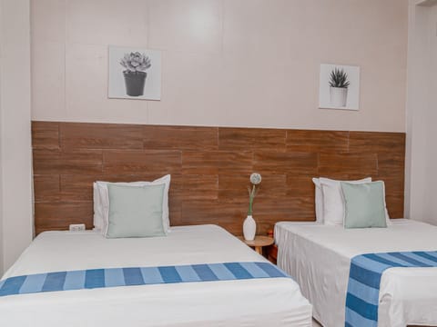 Traditional Triple Room | Free WiFi, bed sheets