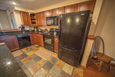 Fully equipped, modern kitchen