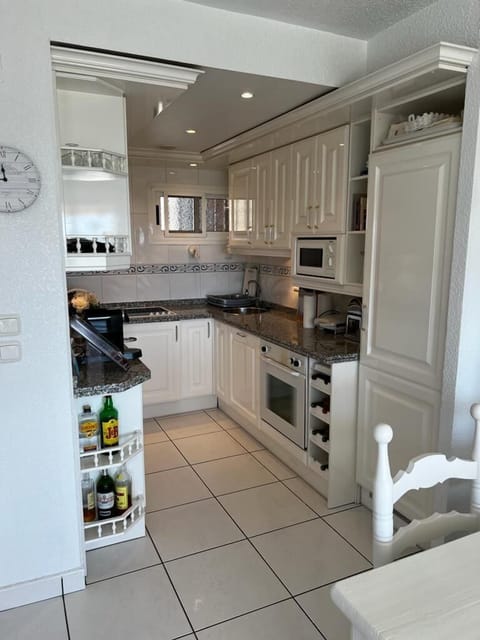 Apartamento Caleta Playa - 9