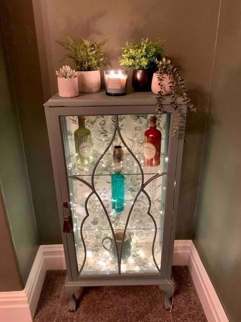 Drinks cabinet