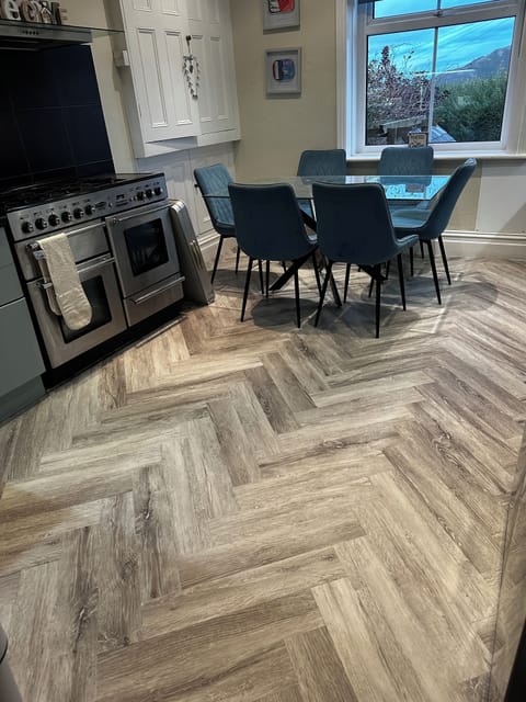 Spacious kitchen/diner